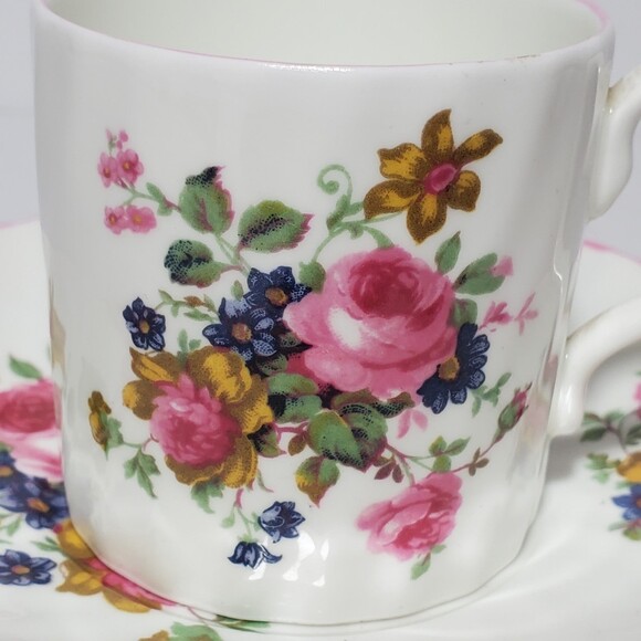 The Butchant Gardens Demitasse Teacup and Saucer Small - Picture 3 of 7